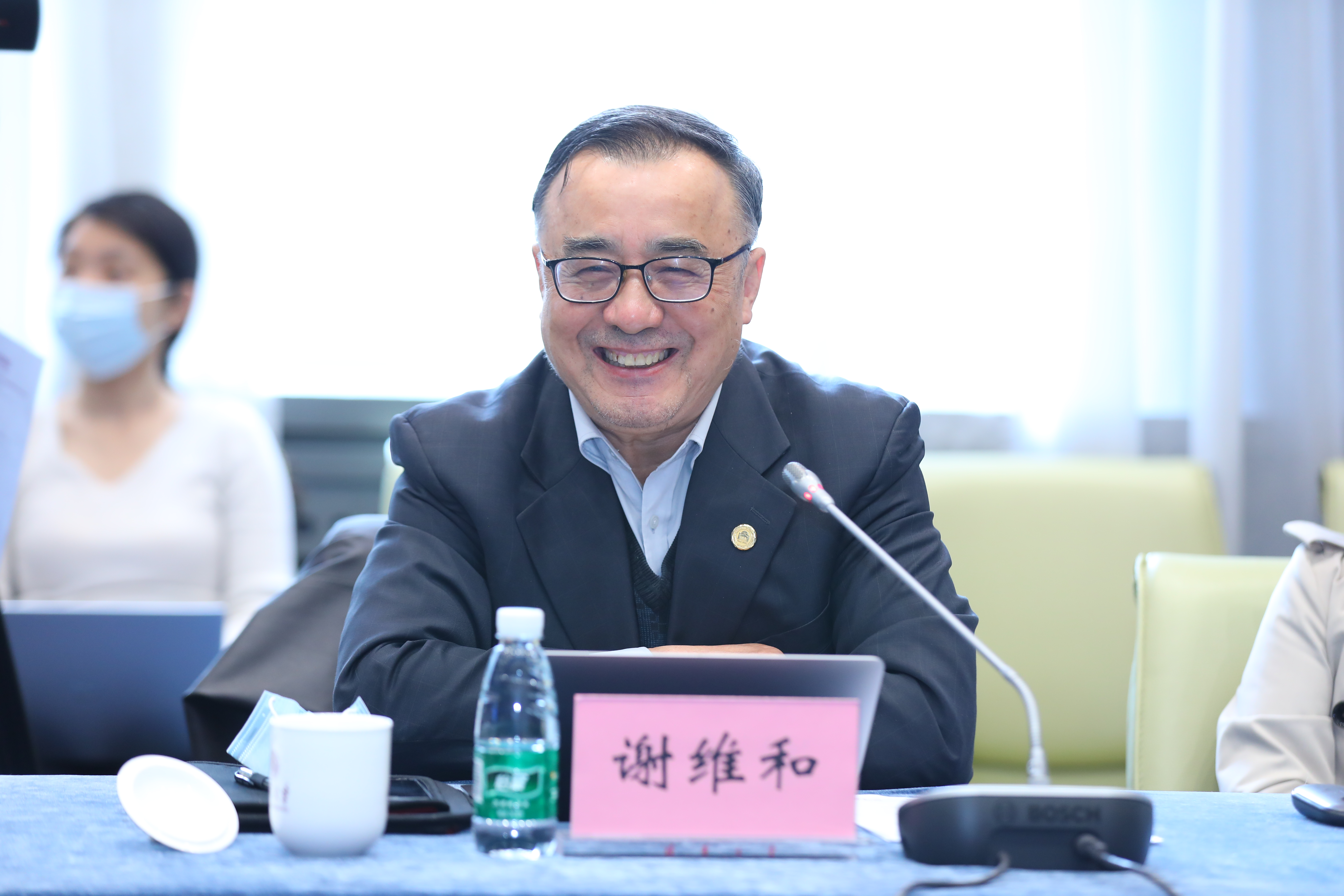 20220419-“世界一流大学建设:时代方位与中国道路”学术研讨会成功举办-孙波-谢维和发言.jpg