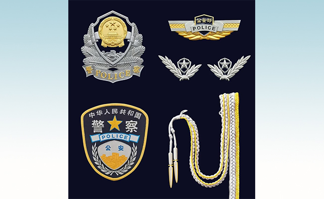 警礼服服饰品种包括帽徽,帽饰,领花,警衔,肩章,绶带,绶带坠等标志