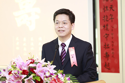 清华大学环境学院为百岁学长王继明贺寿