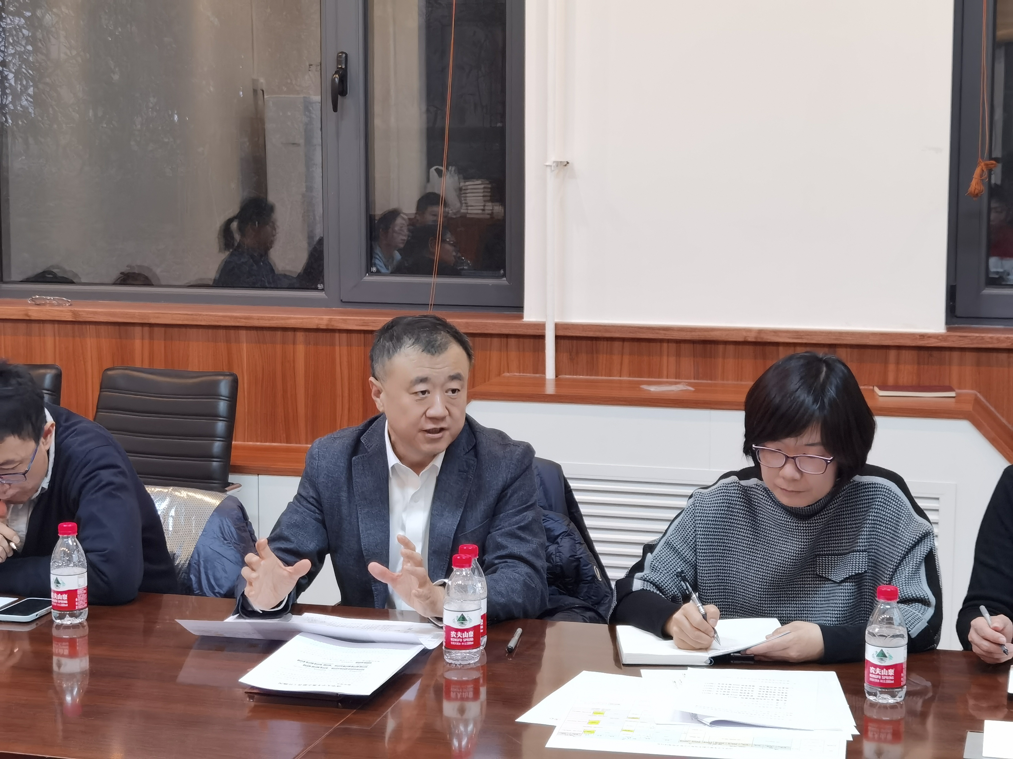 冬奥志愿者教学调整与持续关心调研座谈会举行