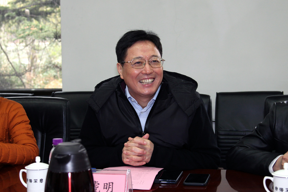 20211208-清华之友——河北华丰能源公司捐赠仪式-徐虎明讲话2-校友总会.jpg
