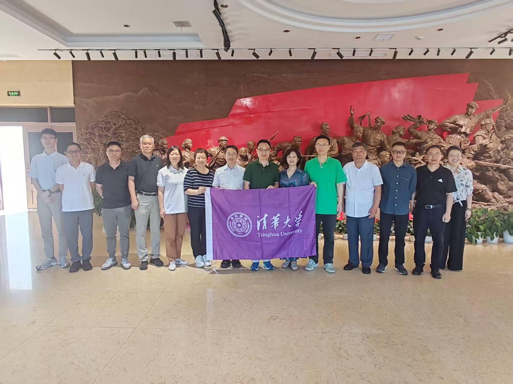 20250719-统战部组织“闻达中原行”党外代表人士暑期调研实践-统战部-鄂豫皖苏区首府革命博物馆.jpg