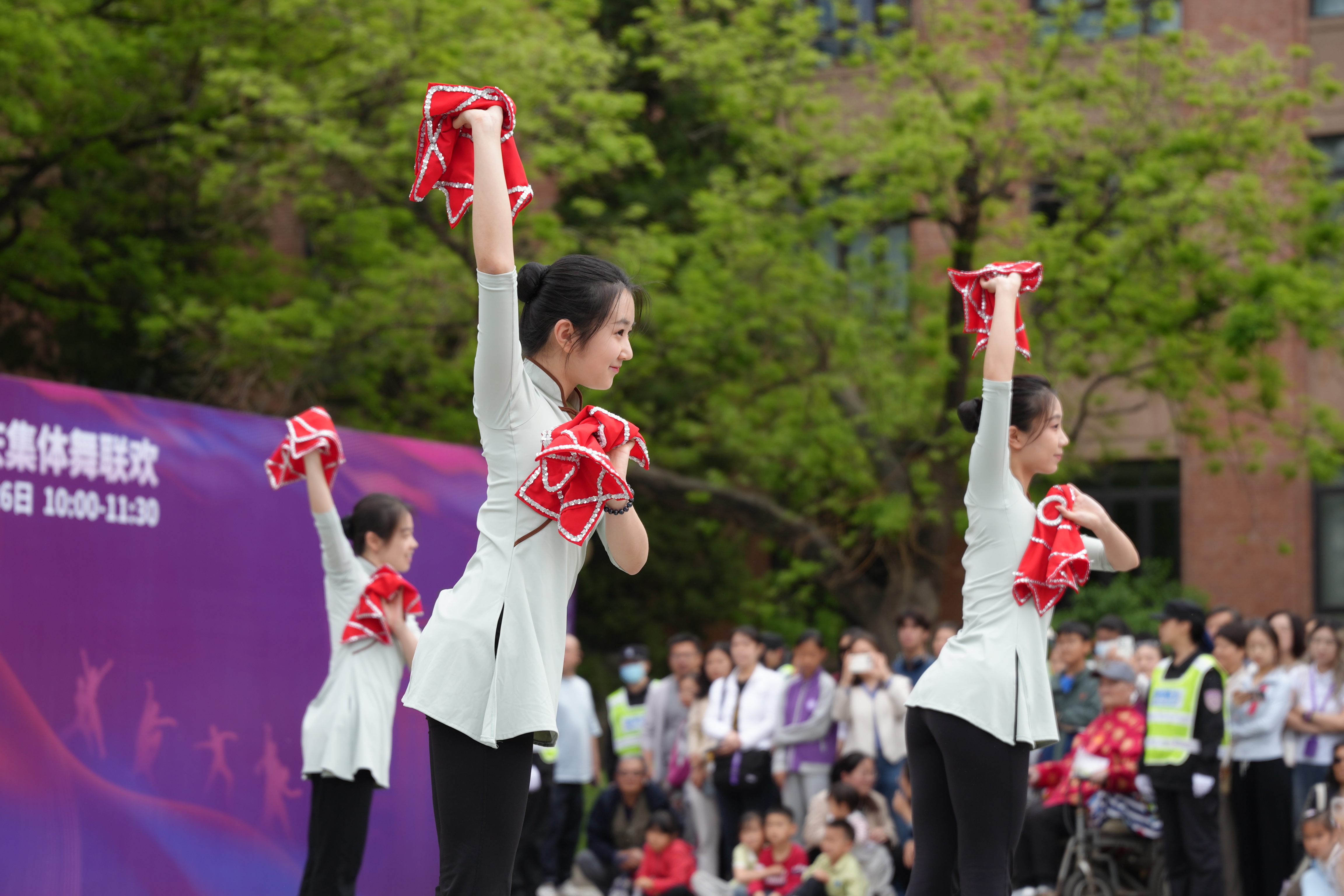20260426-建校115周年校友返校日纪实-多摄影来源-全部配图 (27).jpg