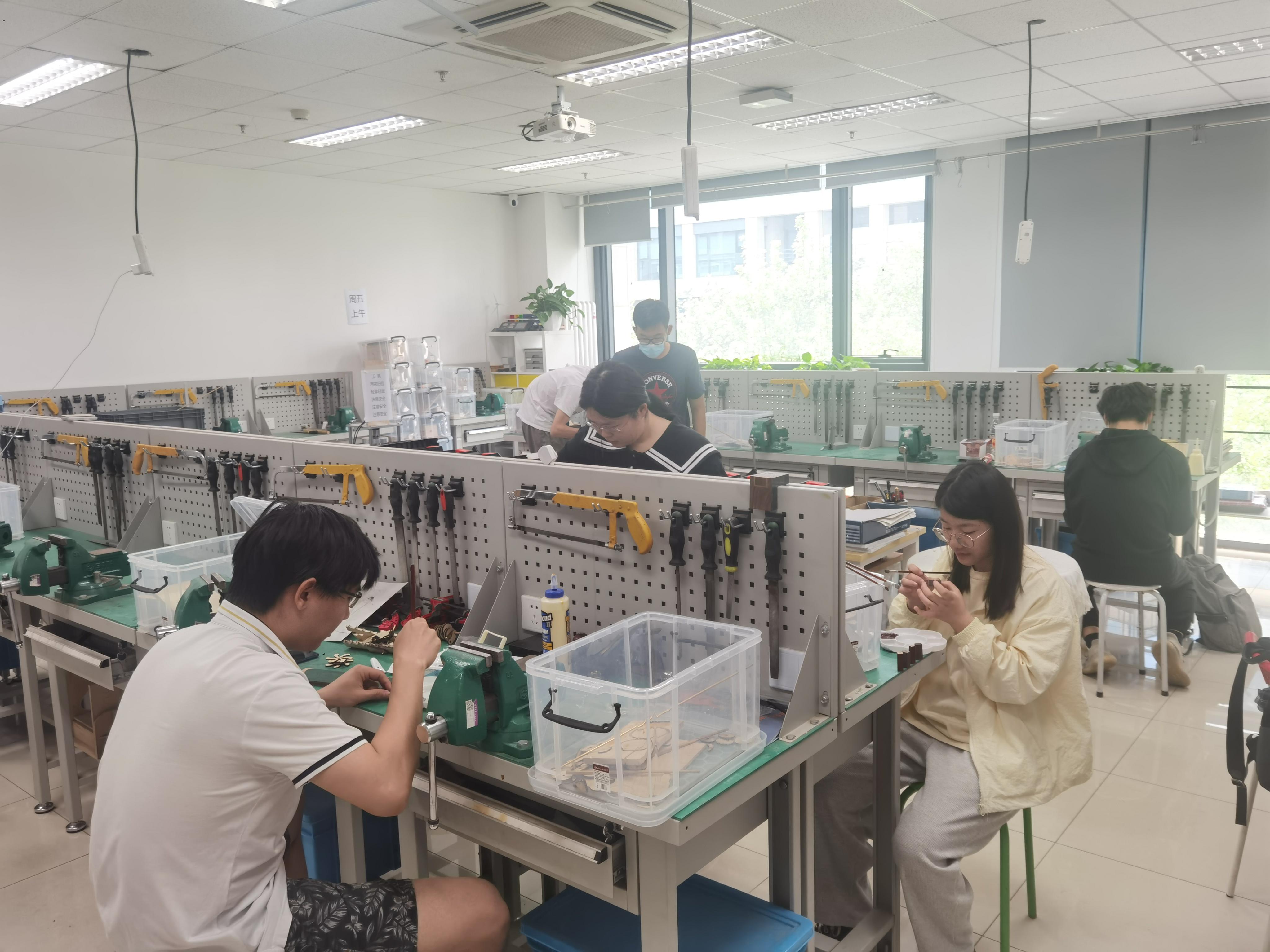 20220518-训练中心翻转课堂2.0-郭巍-学生现场操作.jpg