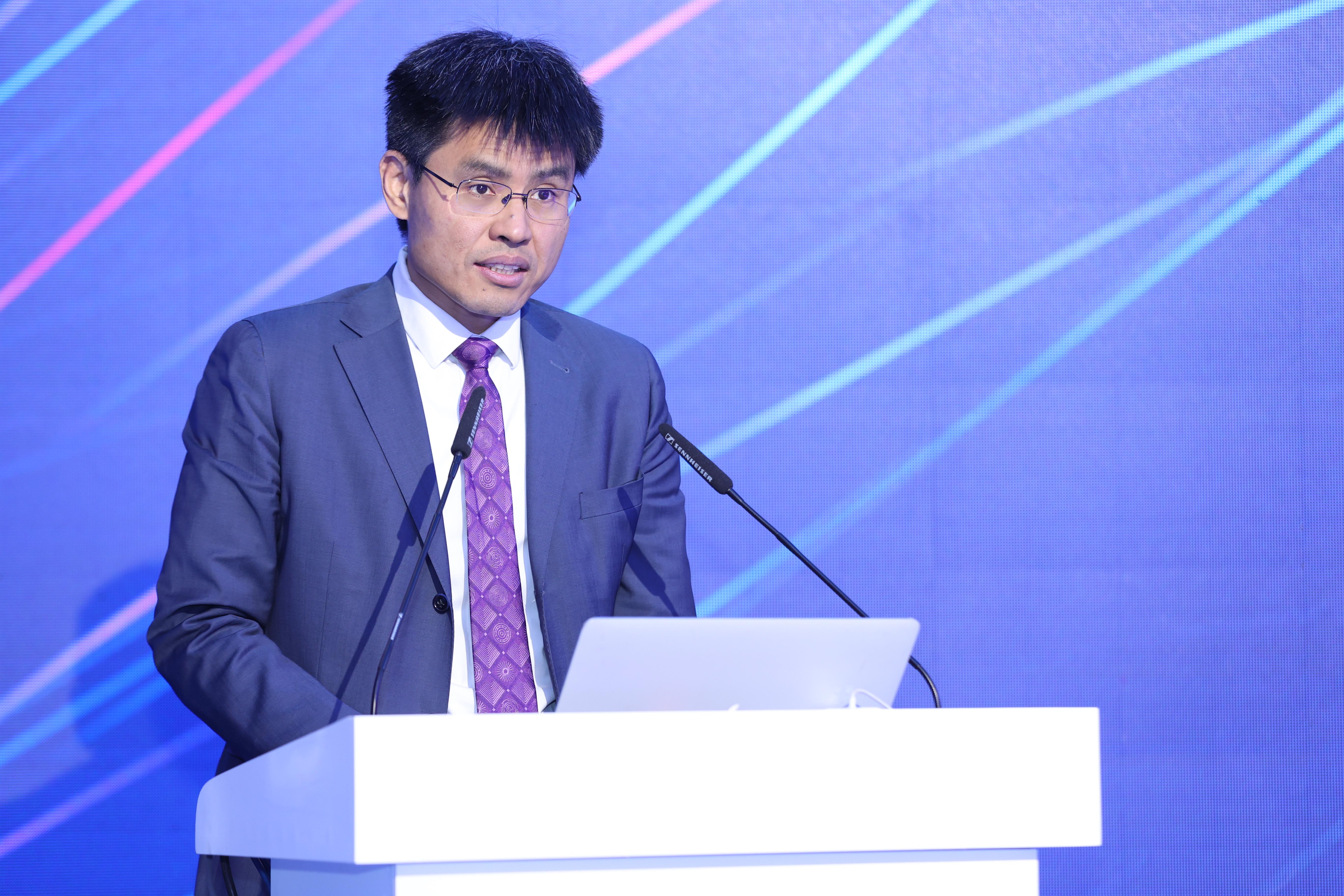 20220416-清华科技创新MBA项目发布会举行-MBA摄影-陈煜波致辞.JPG