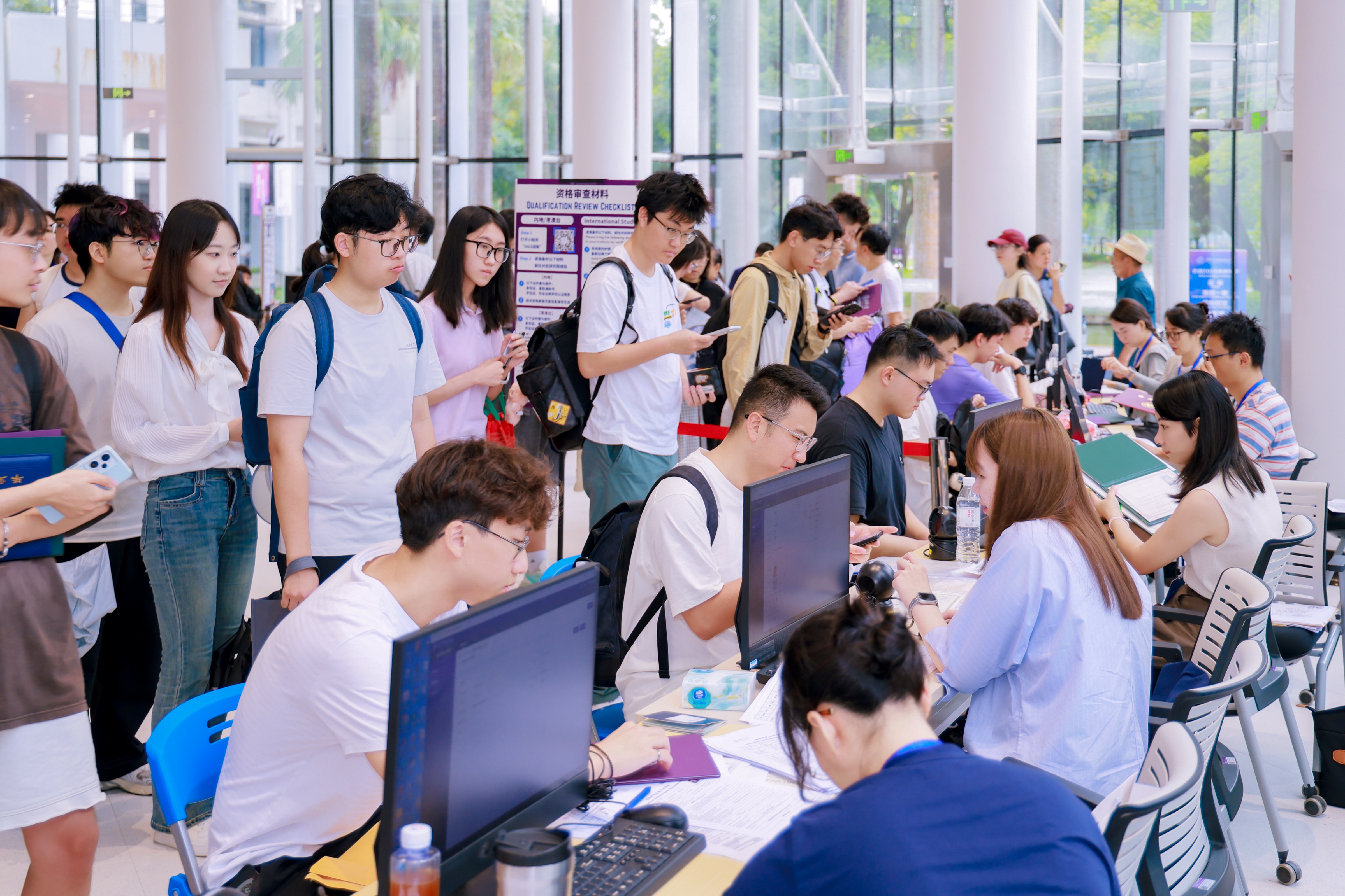 20260826-清华大学2026级研究生新生入校报到-深研院供图-深圳国际研究生院迎来2026级研究生新生2.jpg