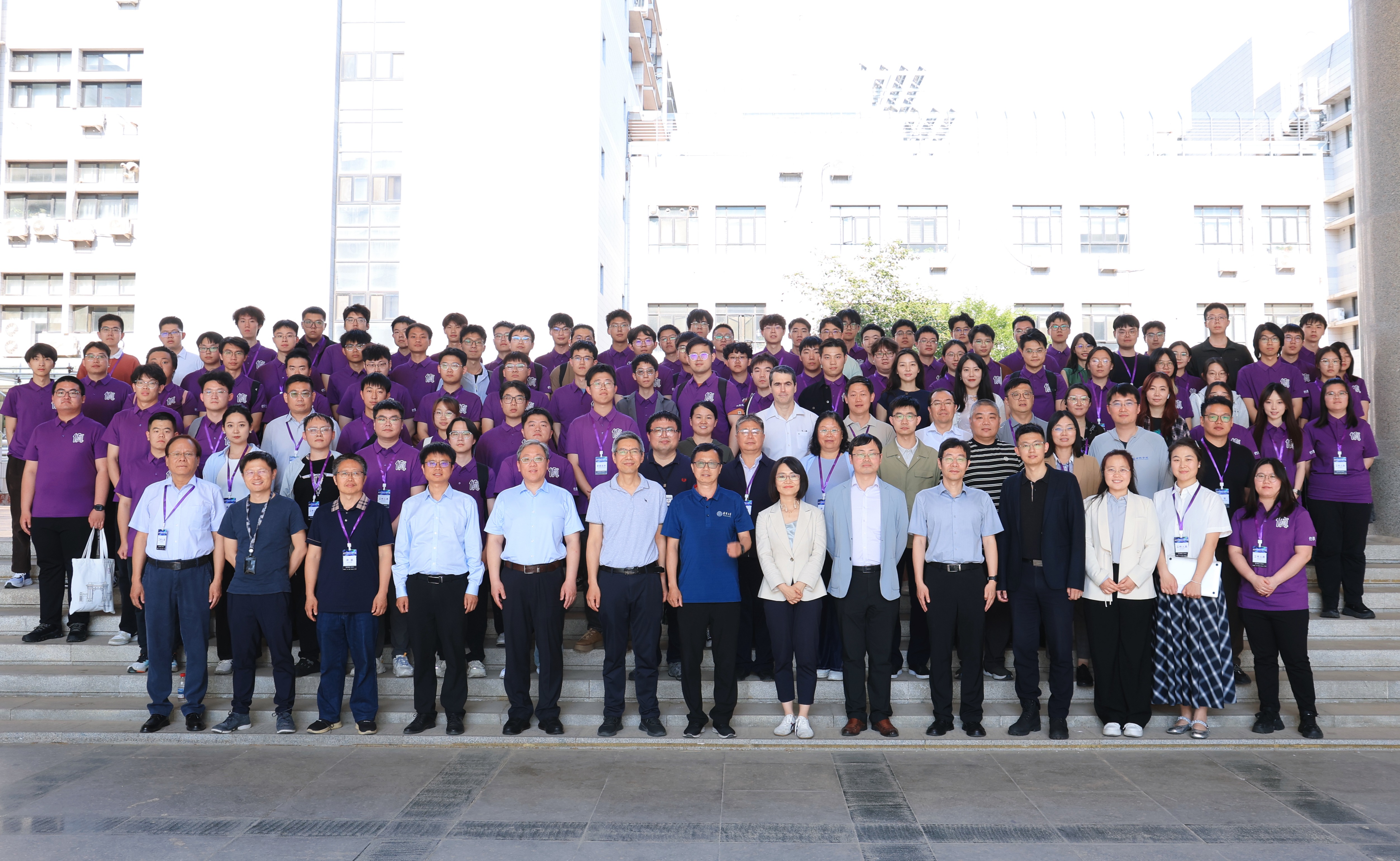 20250529-闭幕式合影-材料学院-图3.jpg
