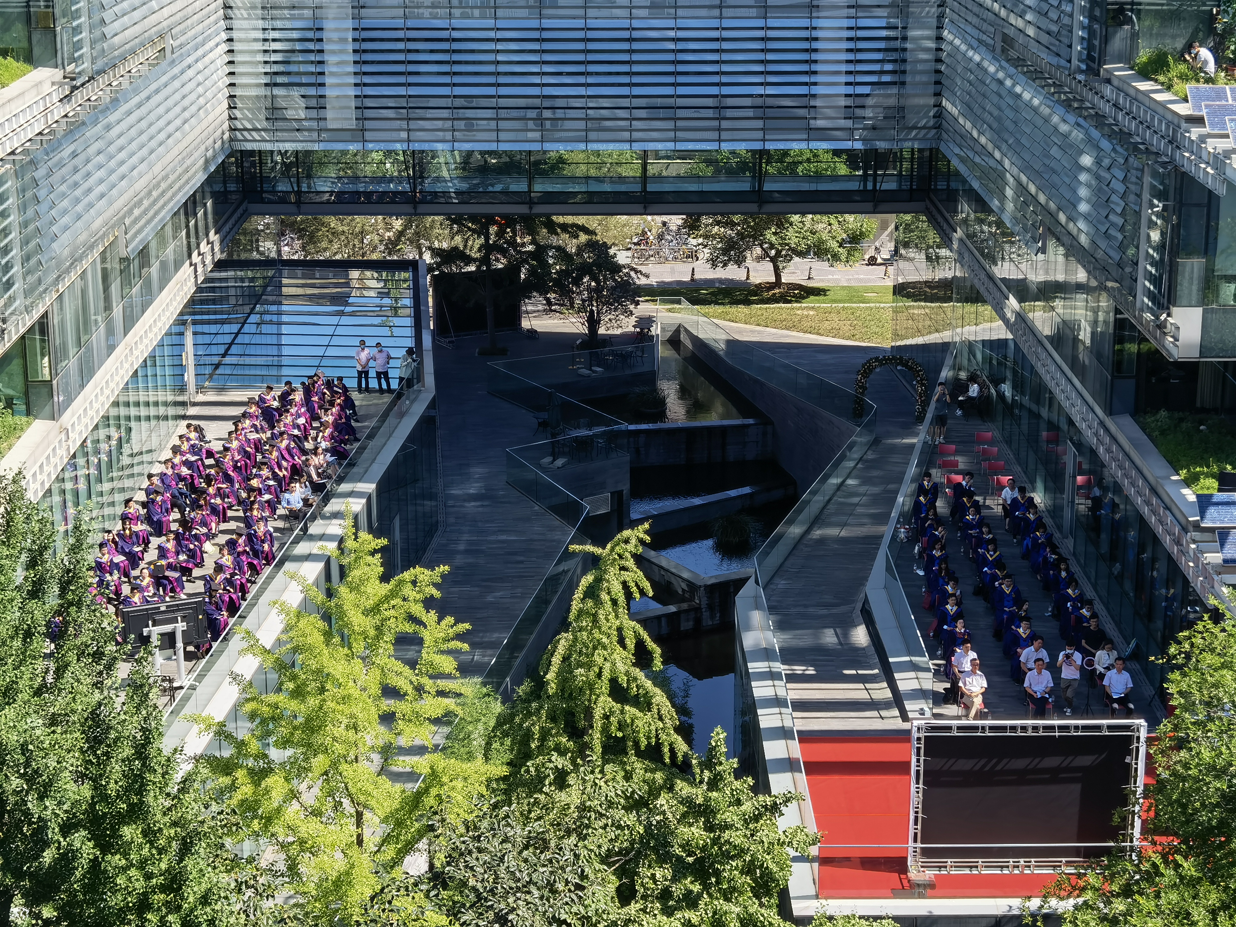 20220624-环境学院举行2022年毕业典礼-韩晨红-环境学院2022年毕业典礼现场jpg