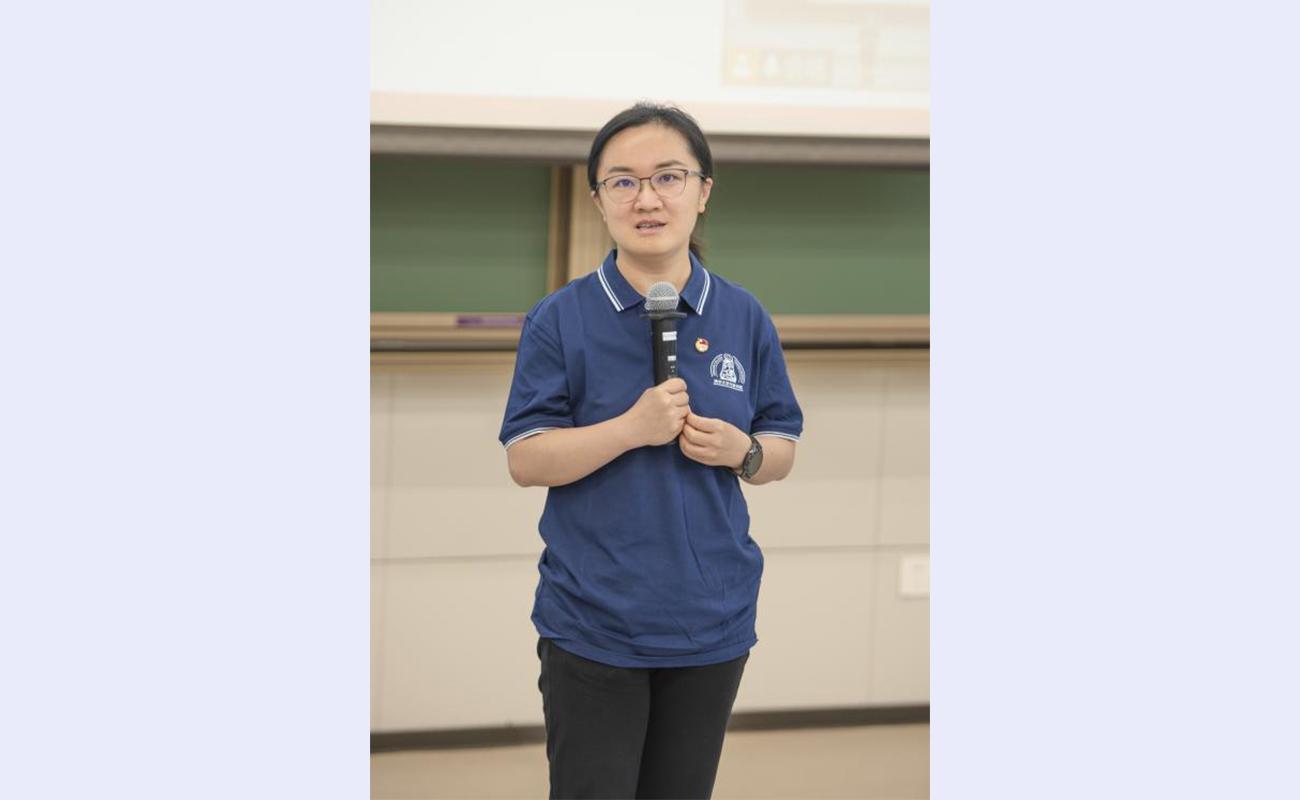 20220526-共青团清华大学行健书院第一次代表大会召开-书院管理中心-苏凡讲话.jpg