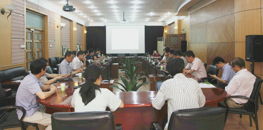 以a?智慧、绿色??人文的未来城镇a?为主题的清华大学交叉创新战略沙龙(第四期)举行新闻稿配图.jpg