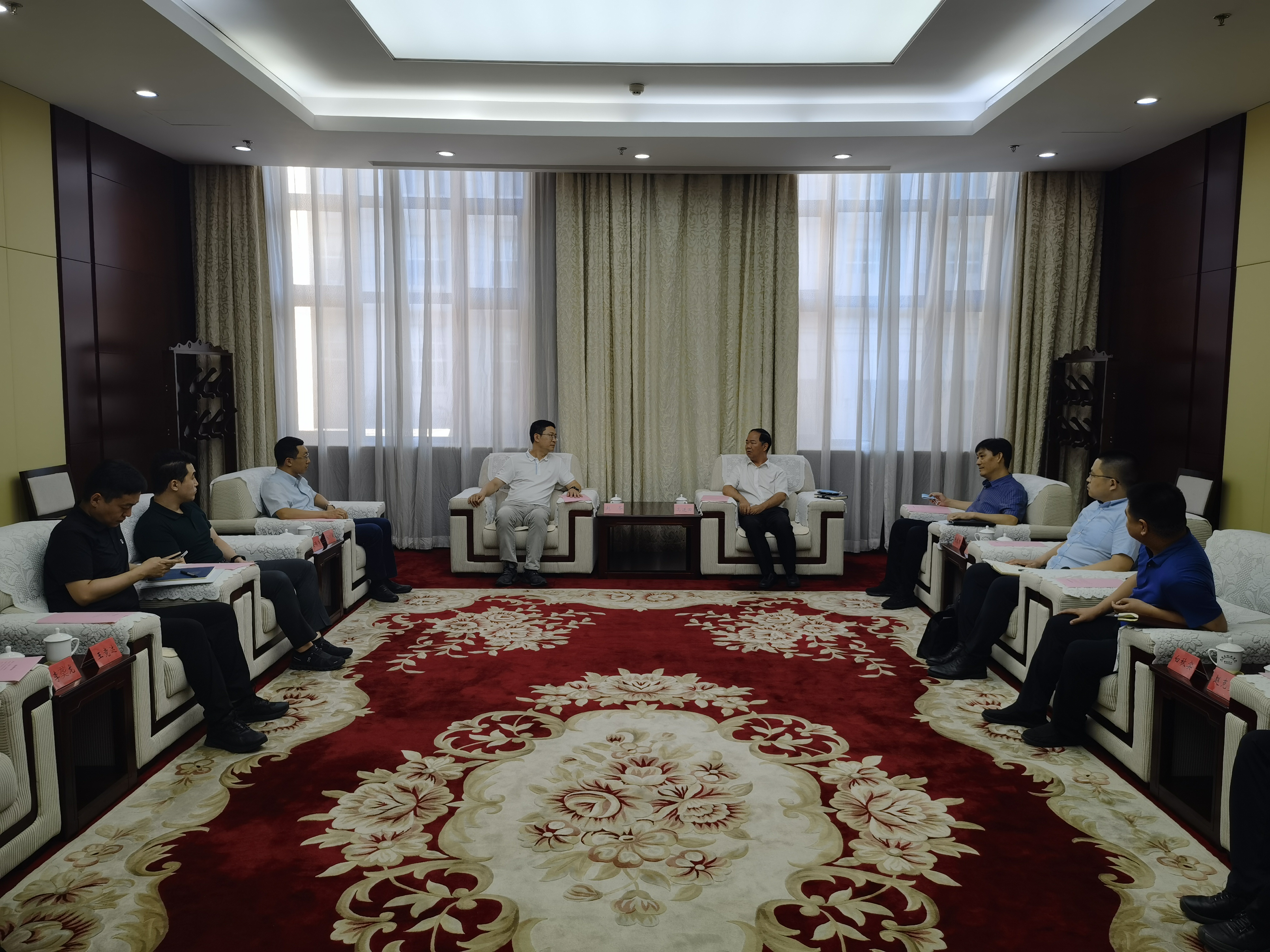 党委研究生工作部赴天津访问并看望慰问基层校友