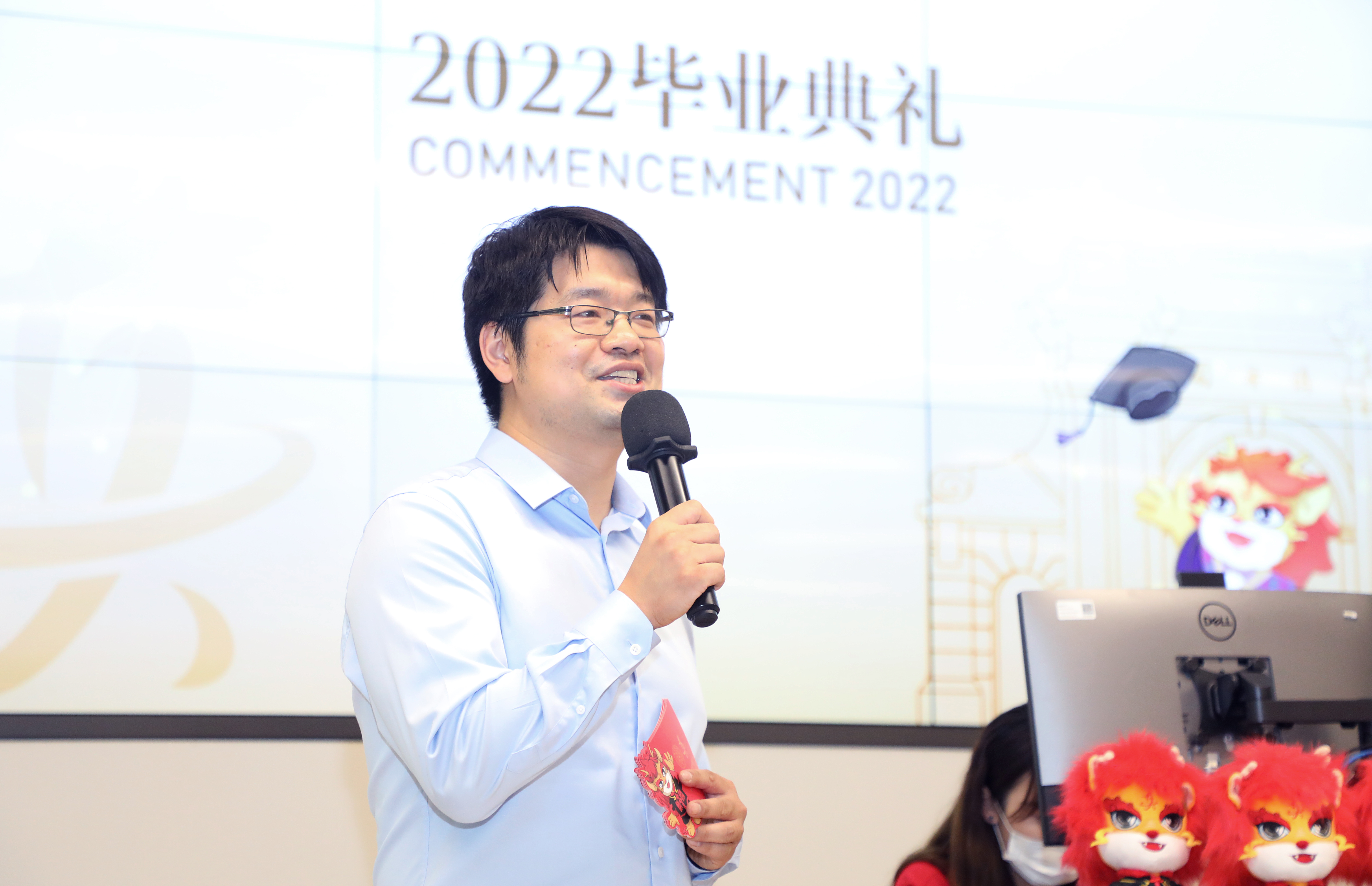 20220619-求真书院2022年毕业典礼-李思-主持.JPG