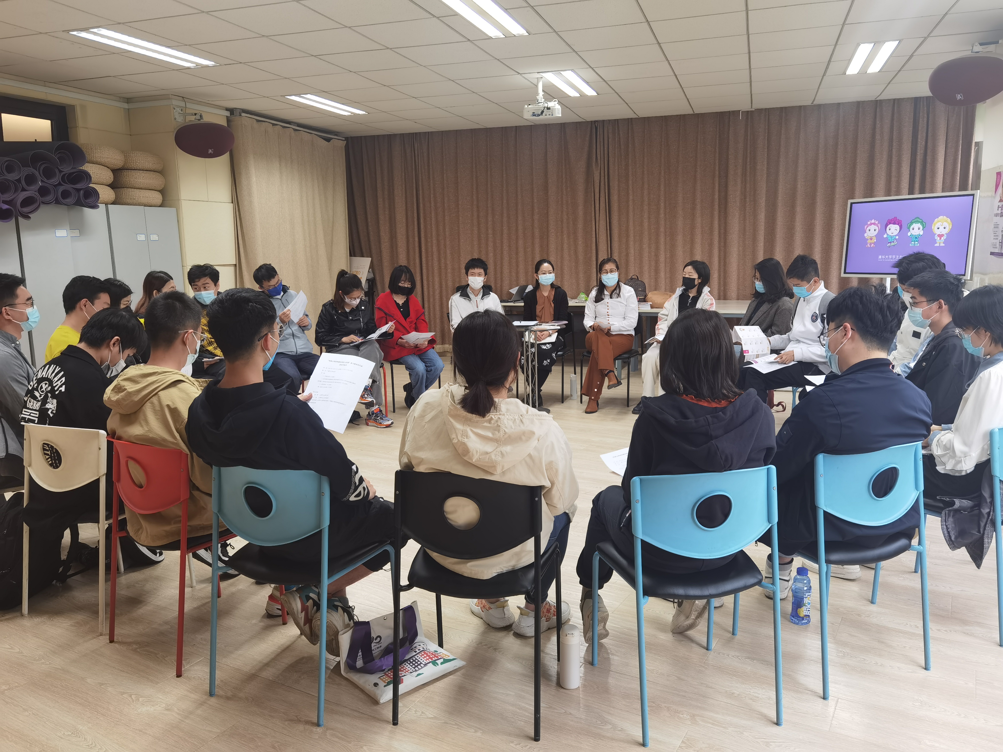 20220427-学生部组织辅导员积极心理团体辅导座谈会-周心怡-座谈会开展.jpg