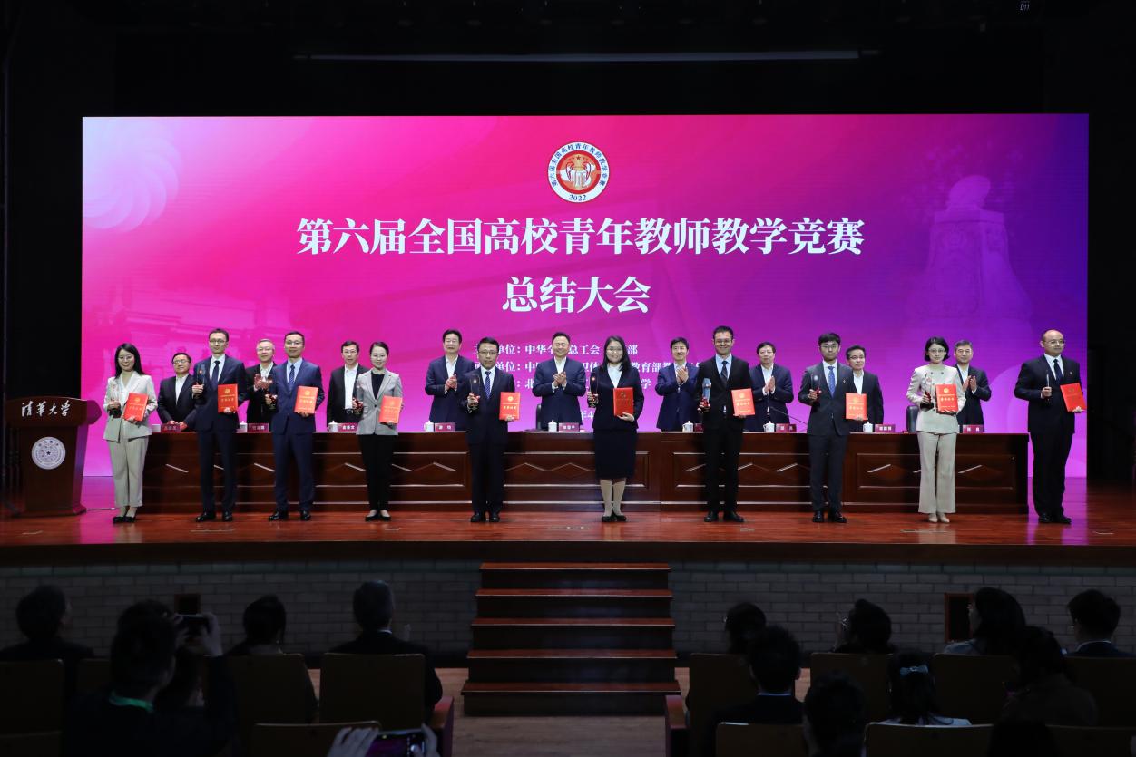 460分左右大学_录取分在460左右的大学_460分能上什么大学