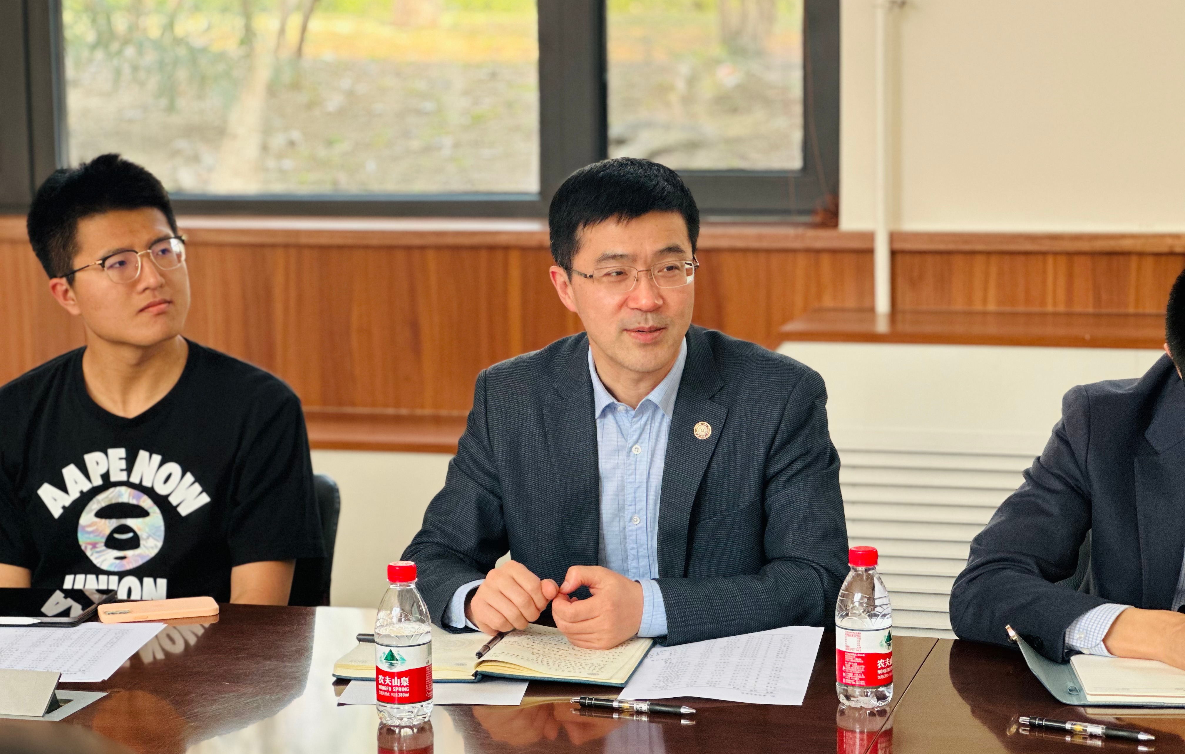 20230330-校党委副书记过勇与学生艺术团骨干座谈-张渊沫-过勇讲话.jpeg