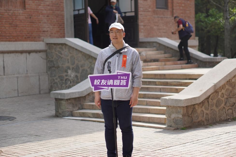 20250427-校友返校花絮-司马昊-牟海磊.jpg