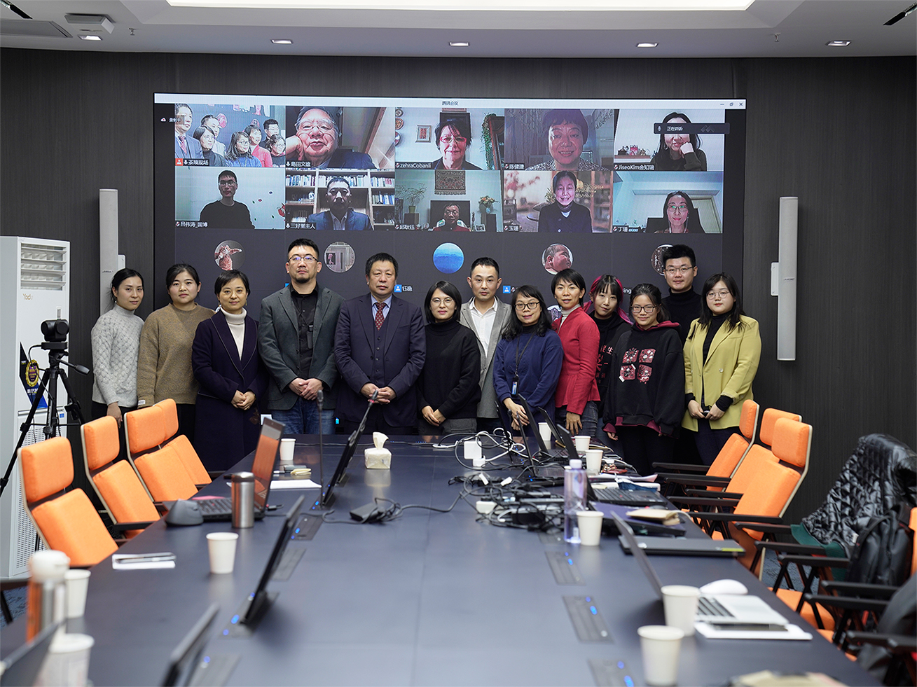 20211212-茶境学术研讨会-黄秋杰-12日茶境合影留念.jpg