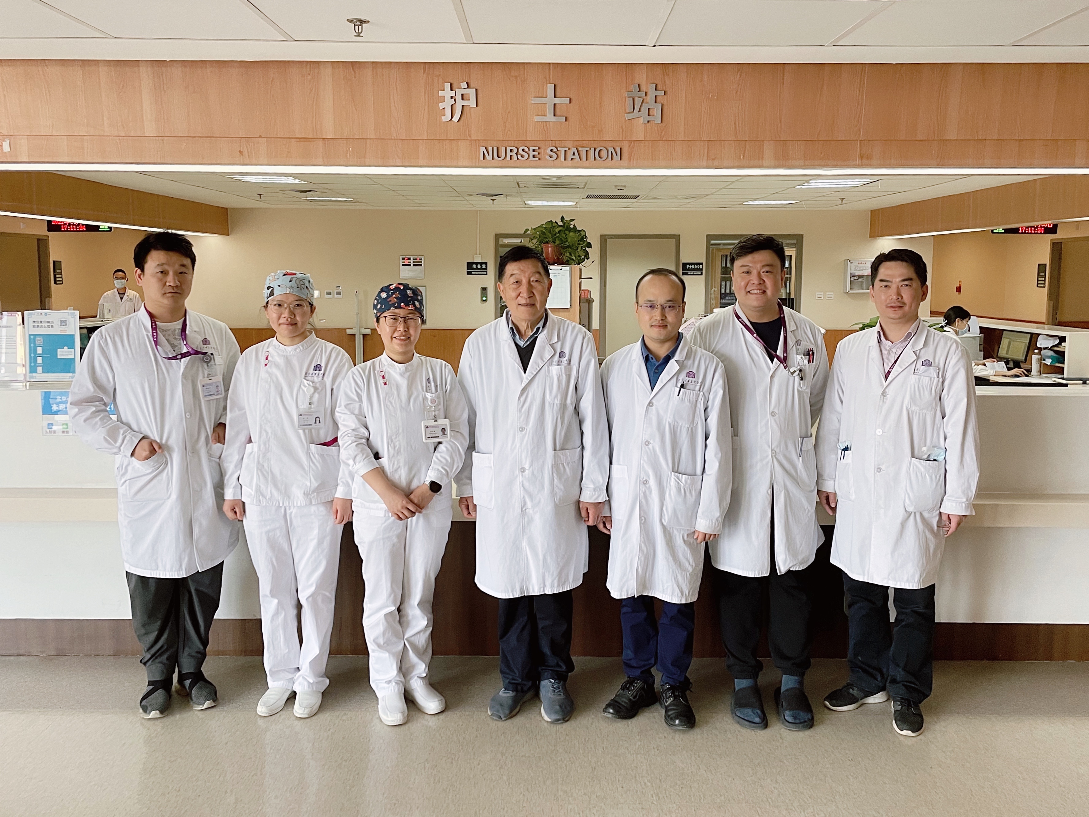 20210926-医院供图-张博伦-医院肾移植团队合影.jpg