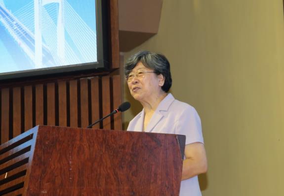 11-清华大学原党委副书记韩景阳在总结会上致辞.jpg