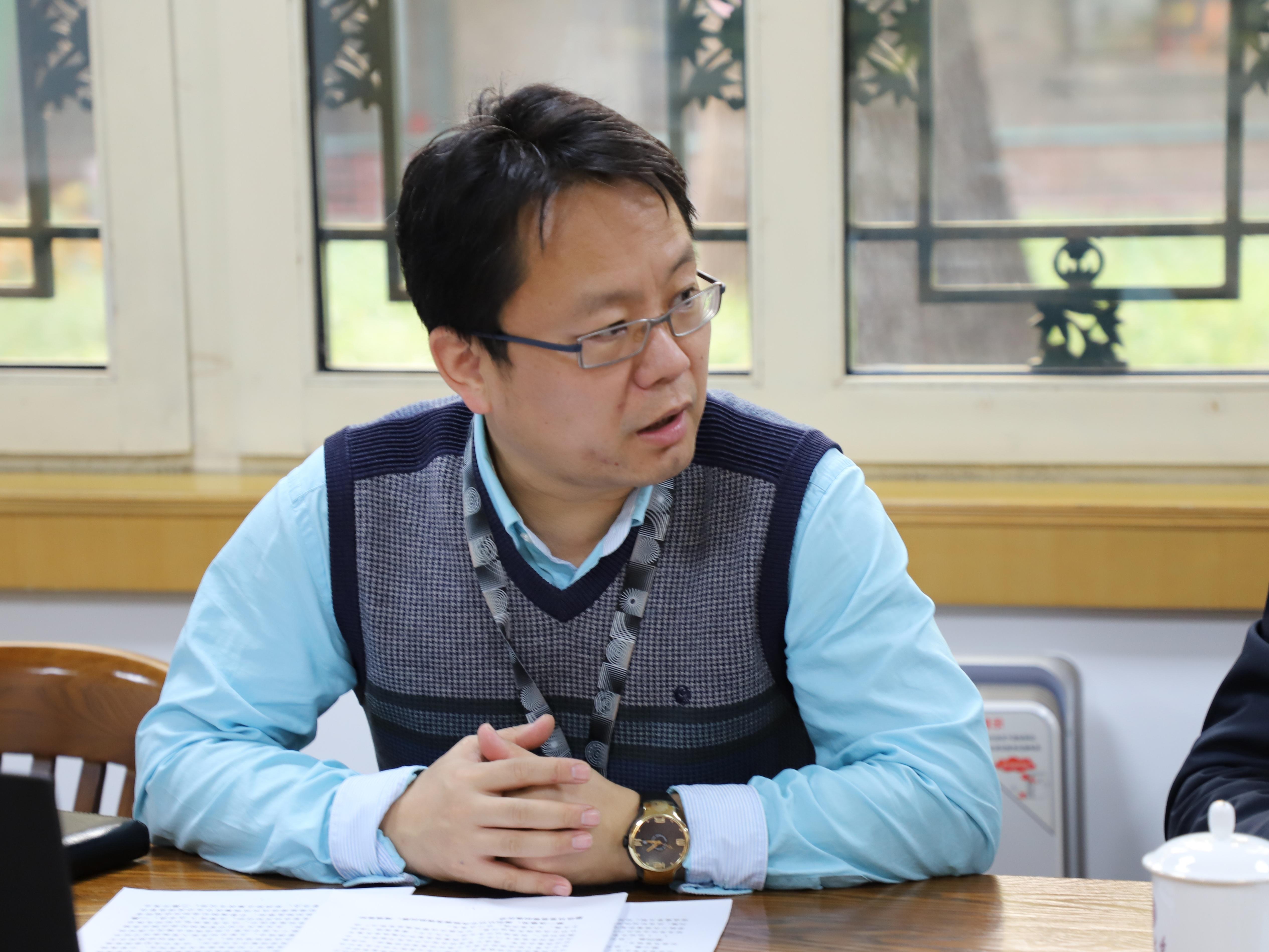 李志华汇报《清华大学二级纪委工作职责规定》.jpg