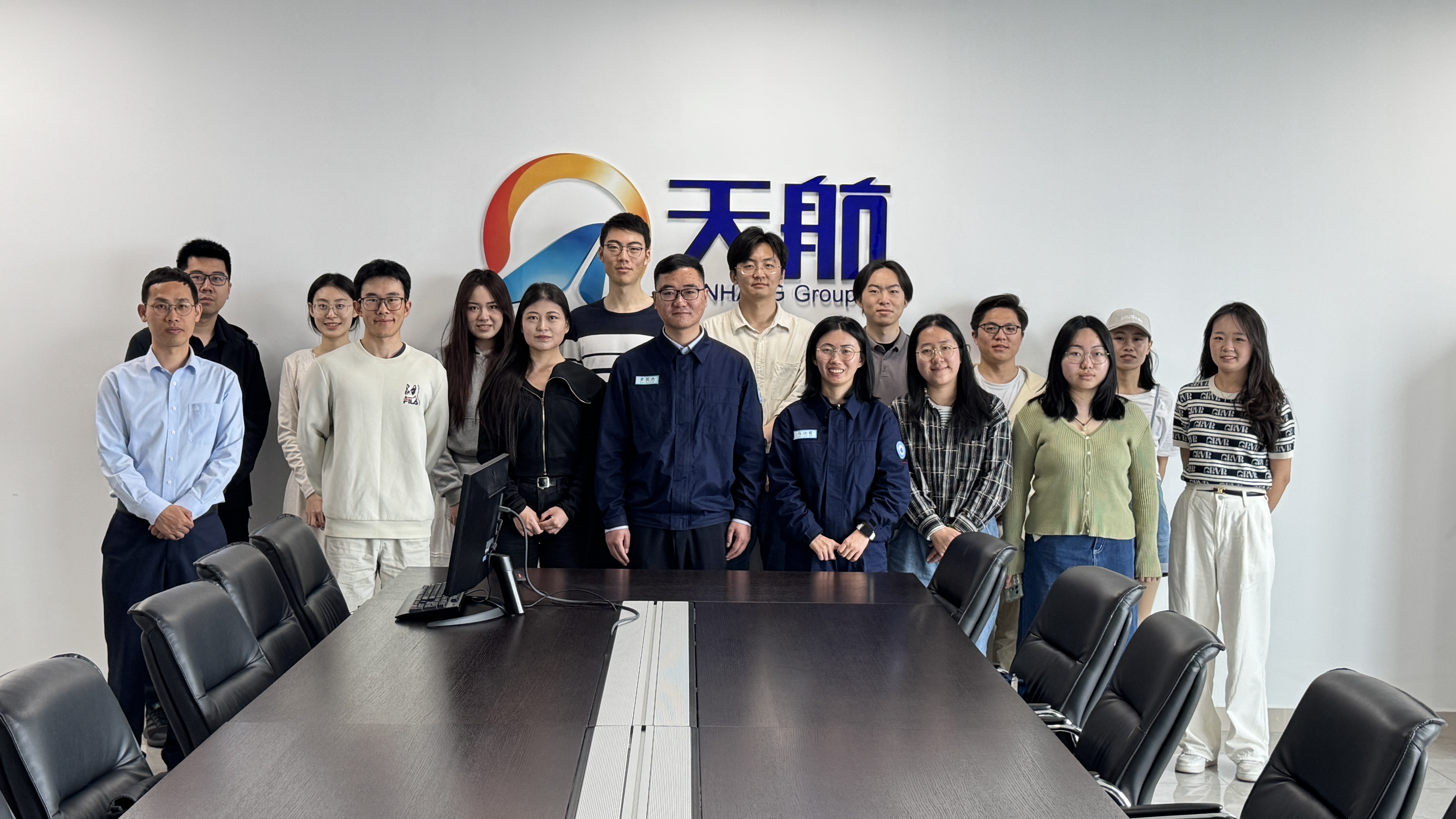 20250424-为准毕业年级学生提供职业发展“前置导航”——清华大学连续6年举办“职业发展早春营”-宋壮壮-“清华学子应聘行”赴安徽重点企业就业实践.jpg