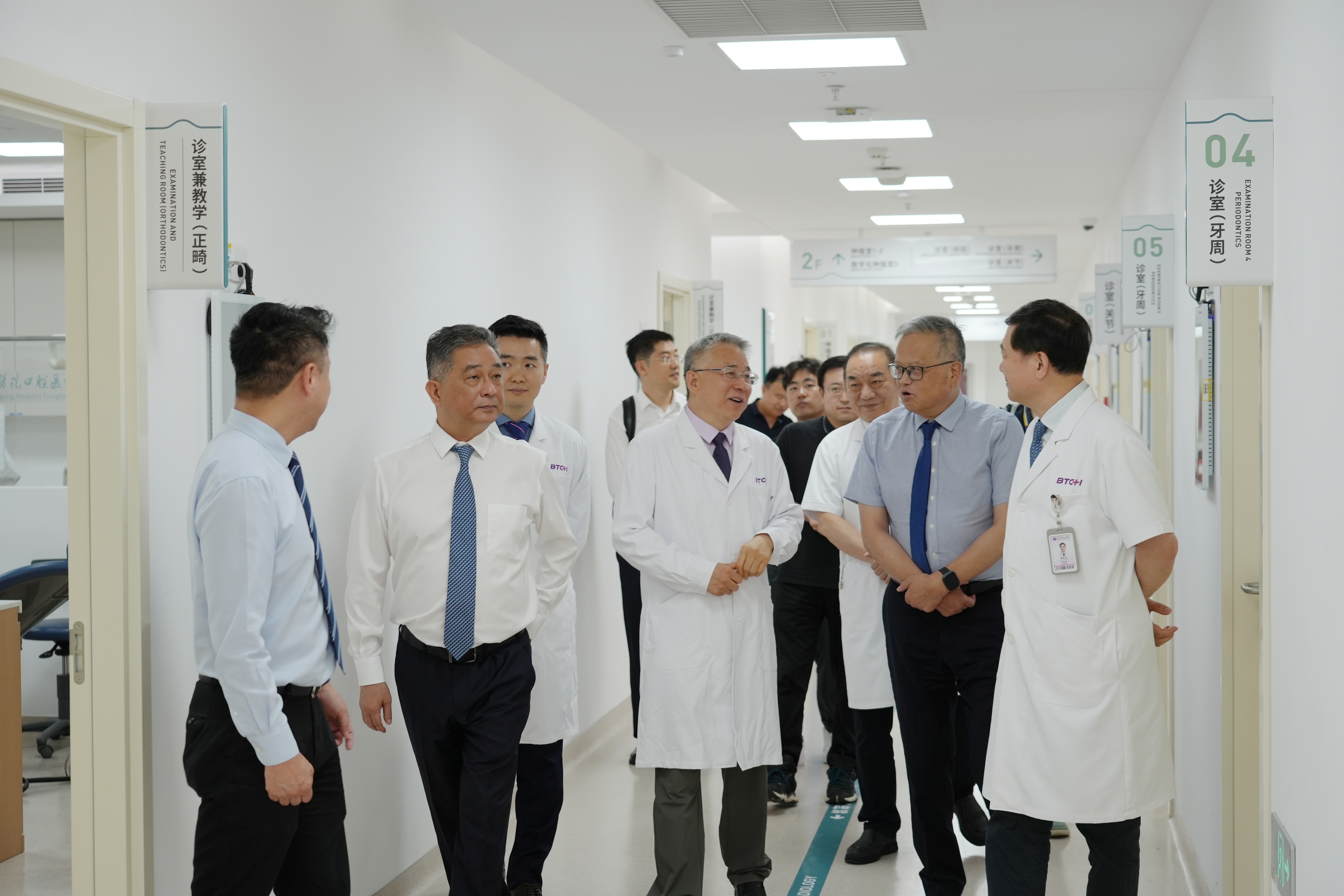 20260812-口腔医学参观-医院供稿-医院供稿.jpg
