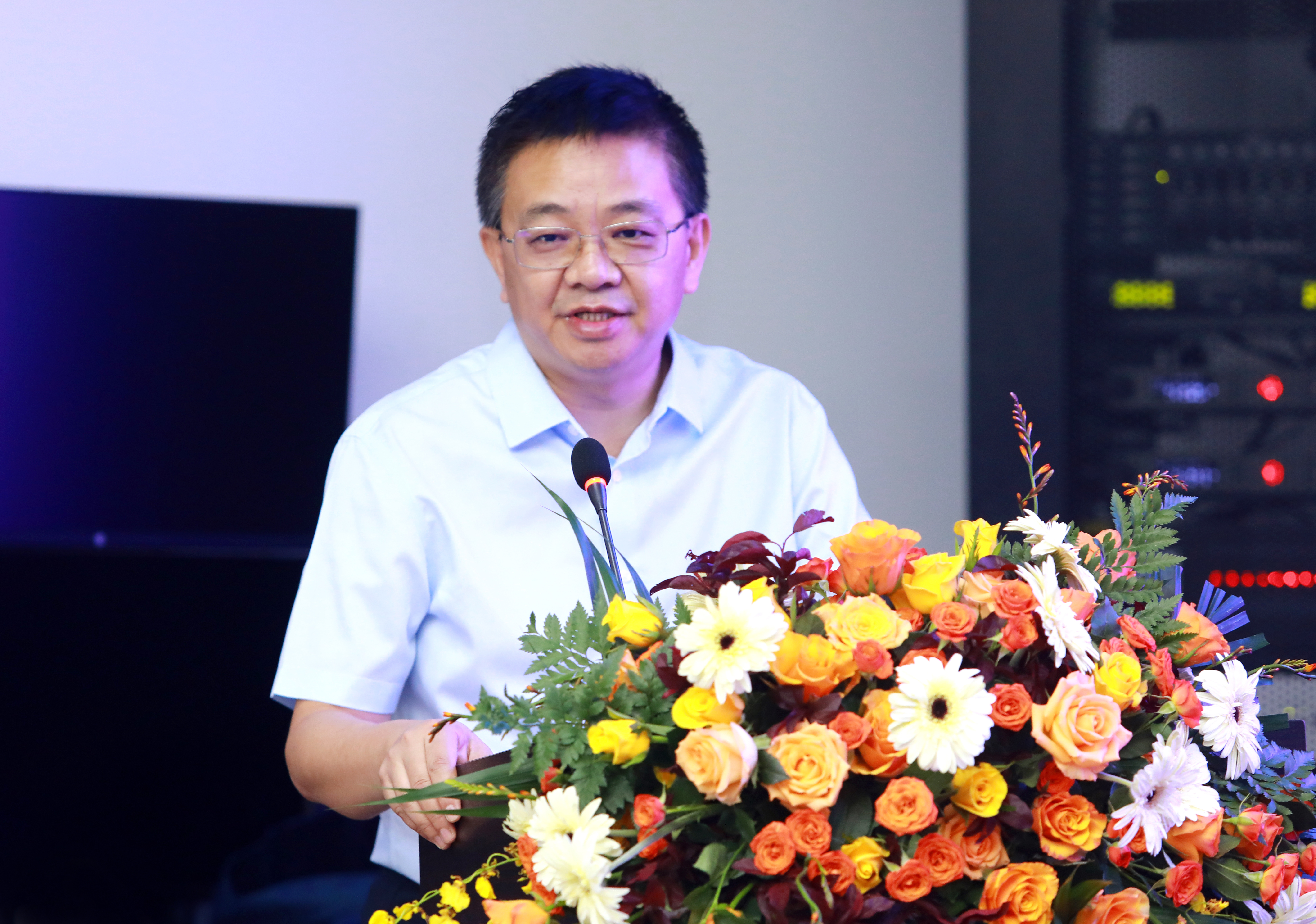 20220916-中国文艺评论(清华大学)基地揭牌仪式暨“影视作品评估体系建构”多方论坛-石加东-彭刚讲话.jpg