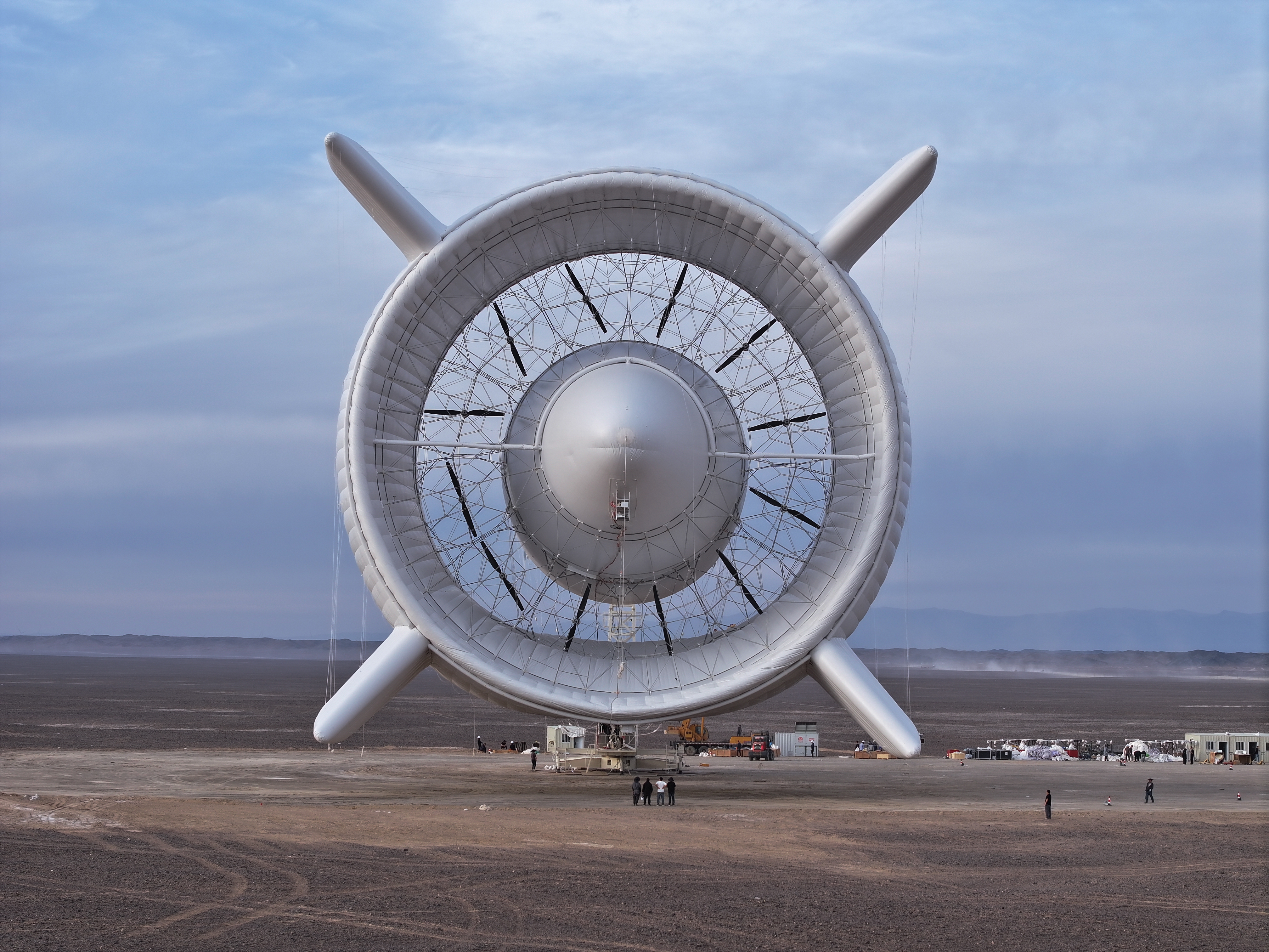 【20250920-浮空风力发电系统测试-顿天瑞-高空风力发电测试图（正面）】.jpg