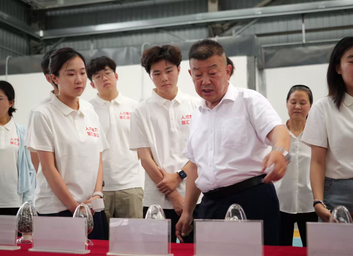 20250903-清华人深度参与92阅兵-无-21.png