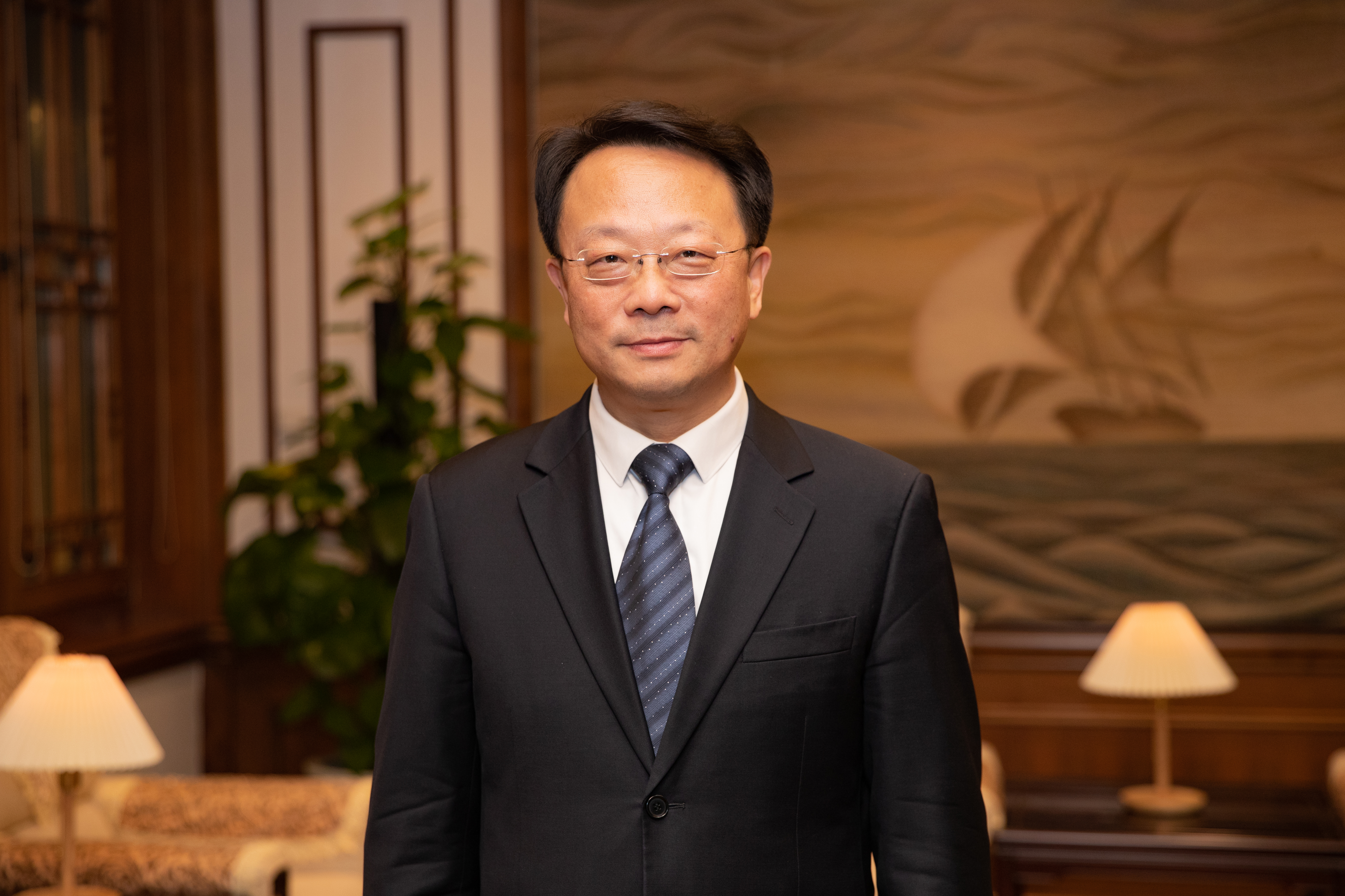 20221110-人工智能论坛致辞-谭颖臻-王希勤校长致辞.jpg