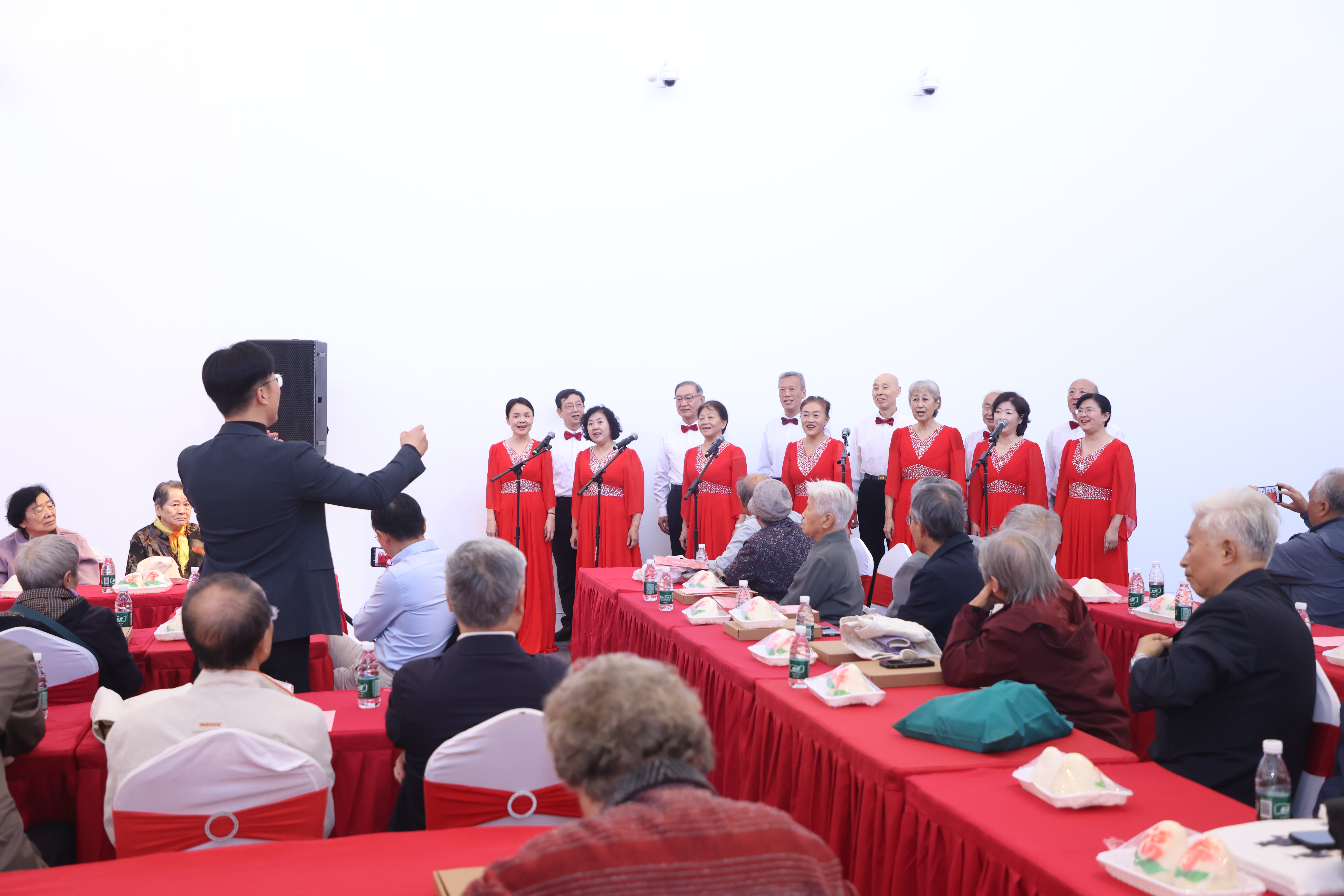 20261015-清华大学离退休教职工八十寿辰座谈会-张玉光-活动现场等-10.JPG