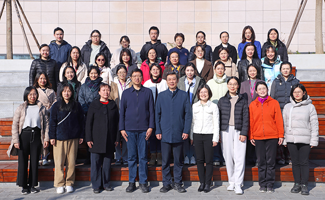 20241106-2024-2025学年度本科教学管理队伍综合能力提升研修班开班-教务处-合影.jpg