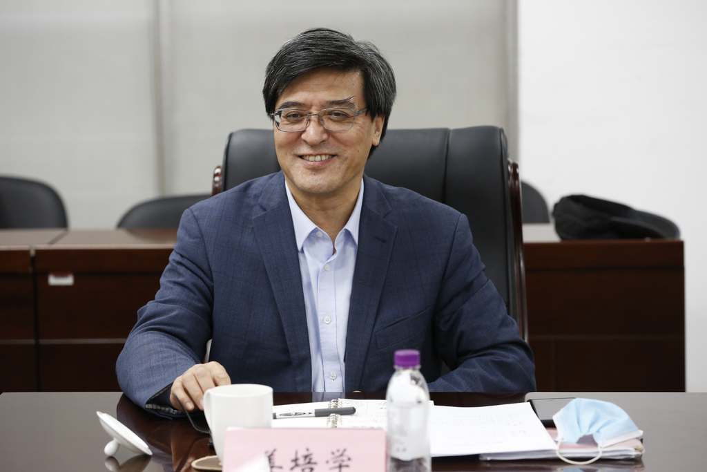 副校长姜培学调研信息化工作