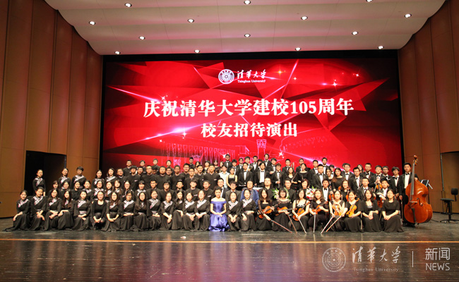 全体演员合影留念副本.jpg