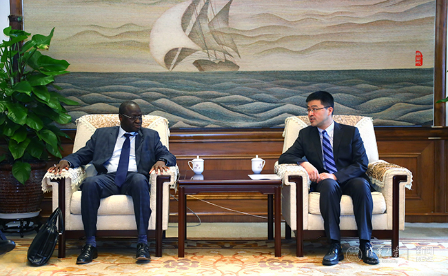 guoyong.jpg