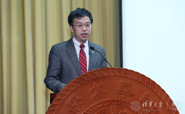 校党委副书记史宗恺在大会闭幕式上讲话副本.jpg
