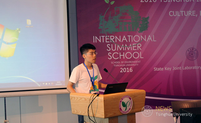 学生代表发言1.jpg